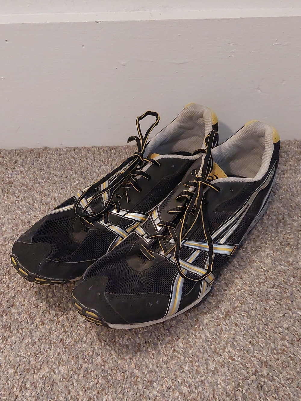 Men's Asics Cleats